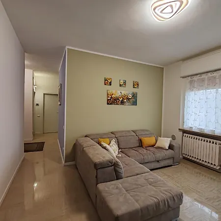 Apartment A Di 