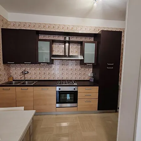 Apartment A Di 